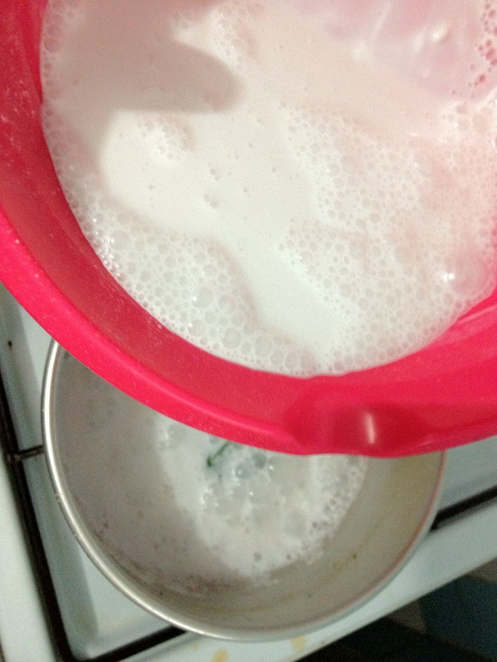 Add in the mixture of rice flour+coconut milk