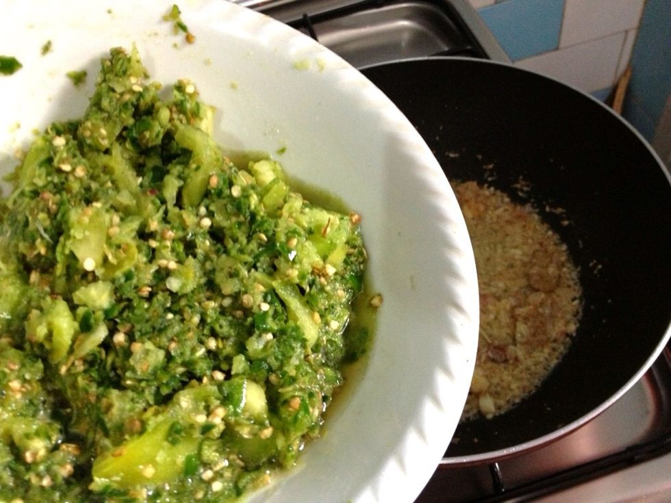 Add in to the pot, the green chilis mixture. Cook for 0.5 mnt only, not too long