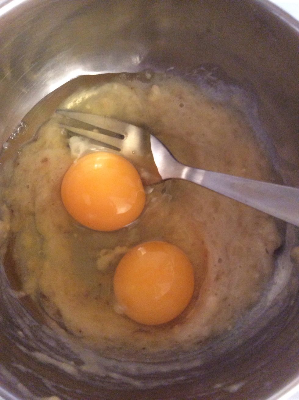 Add in your two eggs. Spare non of it! It's a great source of protein :)