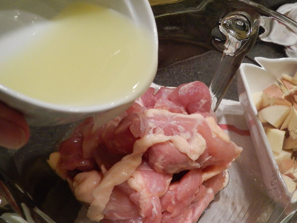 Add key lime juice to chicken