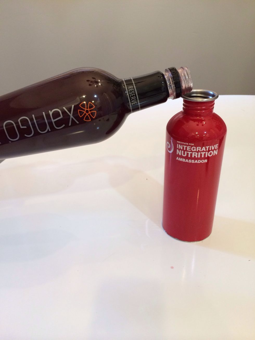 Add mangosteen juice.