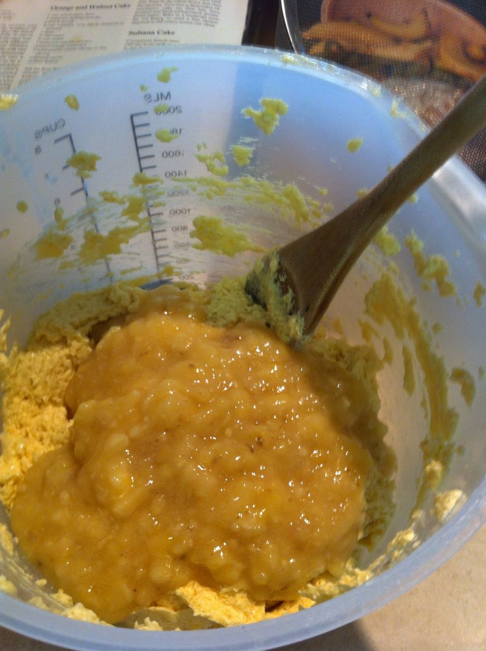Add mashed bananas and mix until combined