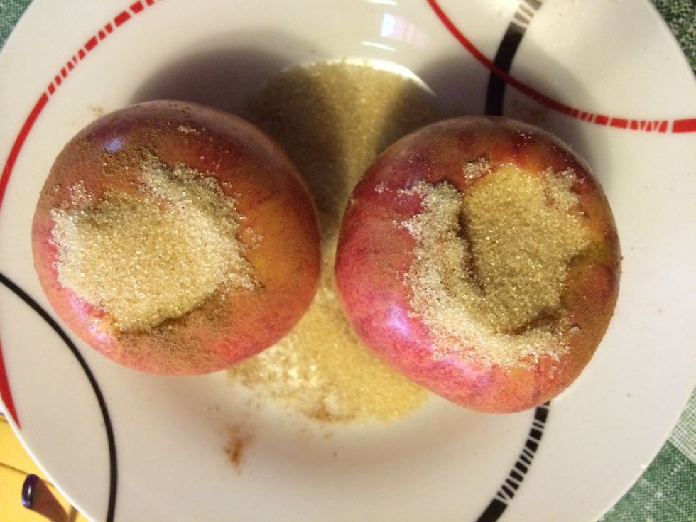 Add more cinnamon and them sugar to the top