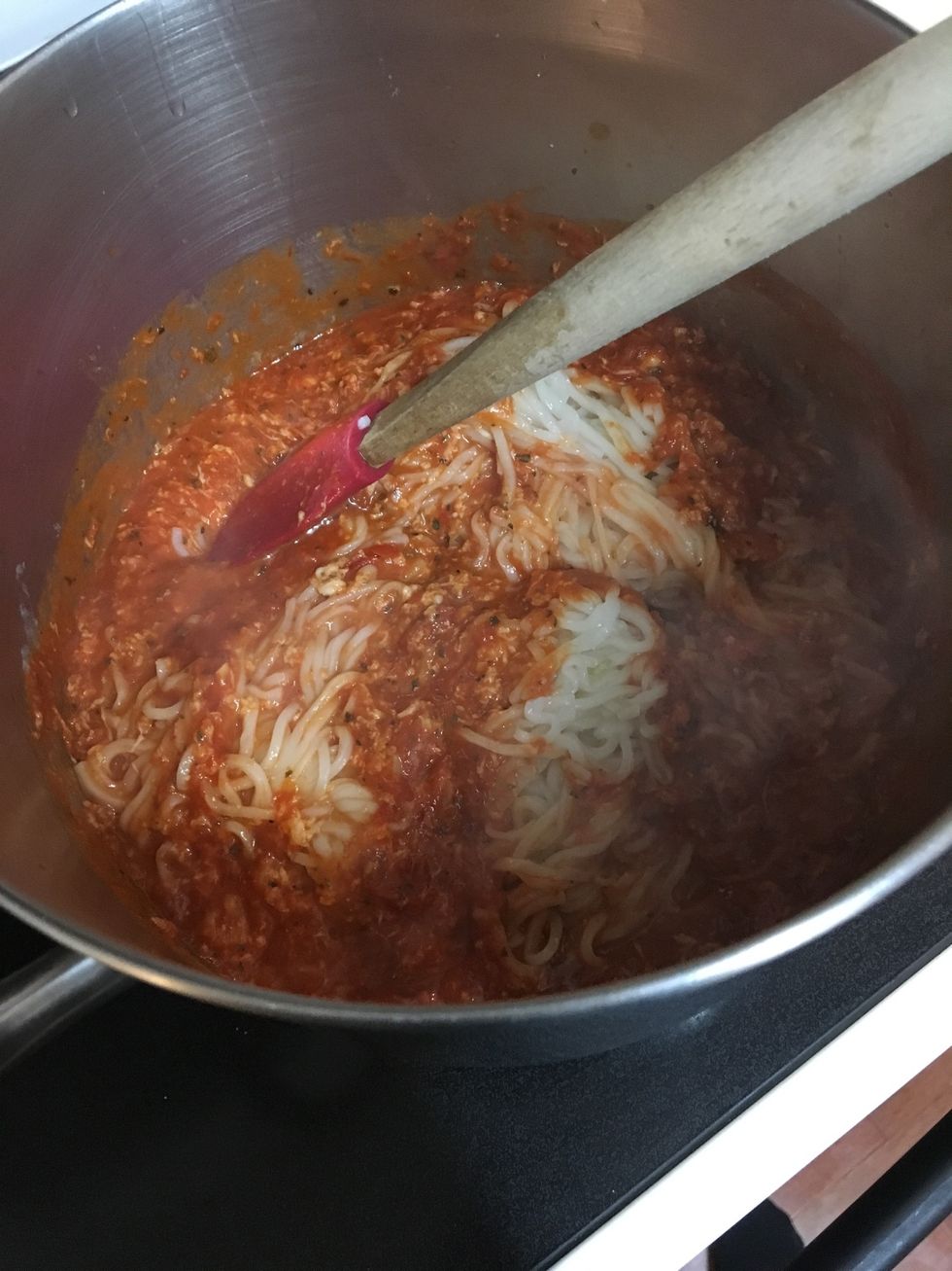 Add noodles to sauce mixture and stir for 5mins on medium heat