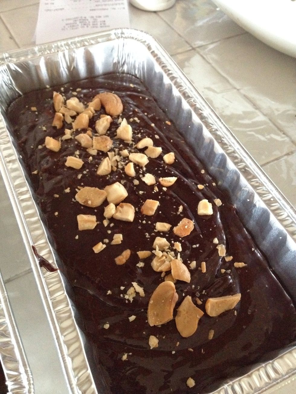 Add nuts if you want, and put into the oven for 20-30 minutes at 180 deg celcius