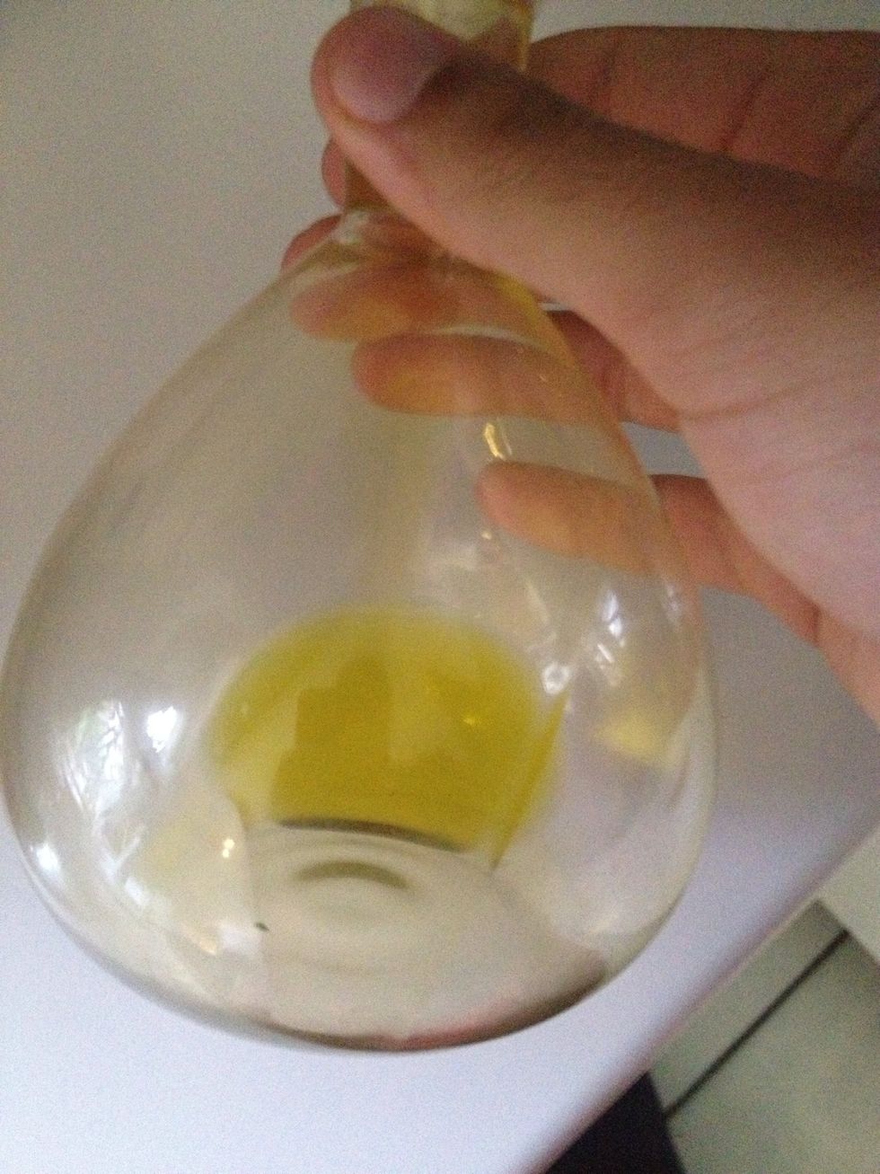 Add oil to the pulp