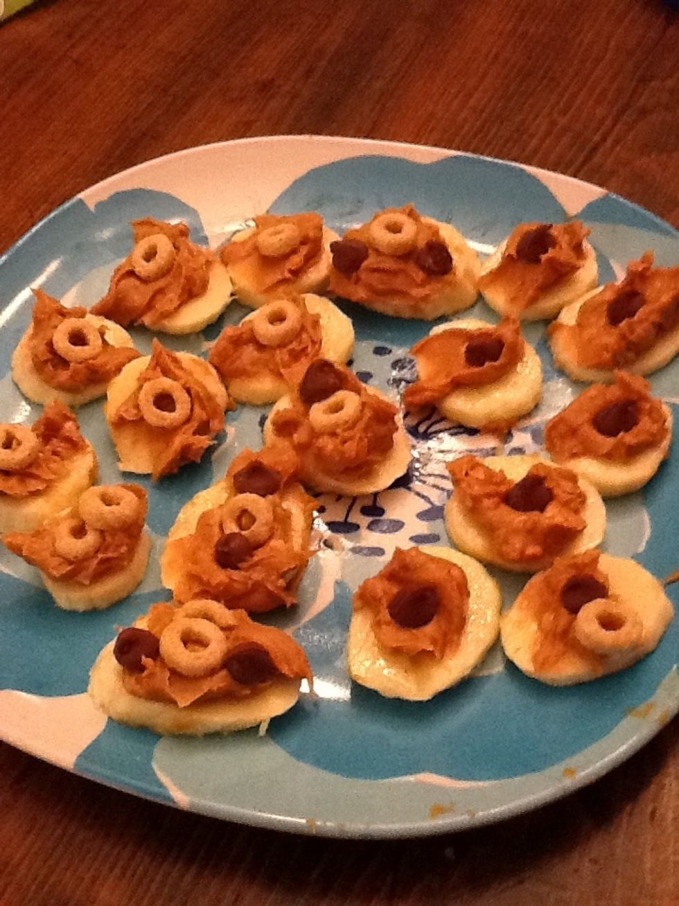 Add on your cheerios/chocolate chips or anything u think will be good! Yay time to eat!