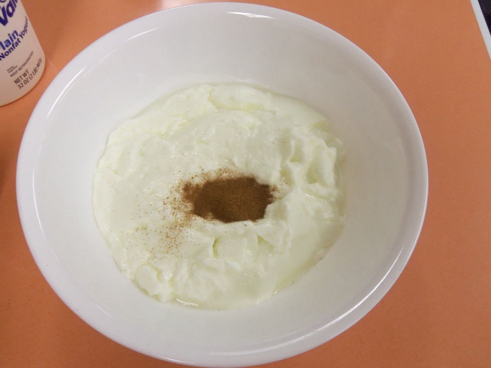 Add one teaspoon of cinnamon to the bowl.