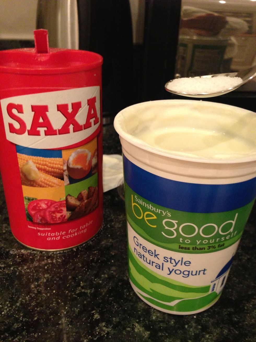 Add one teaspoon of salt to each pot and stir well.