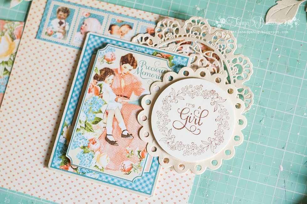 Add our circle label to the card