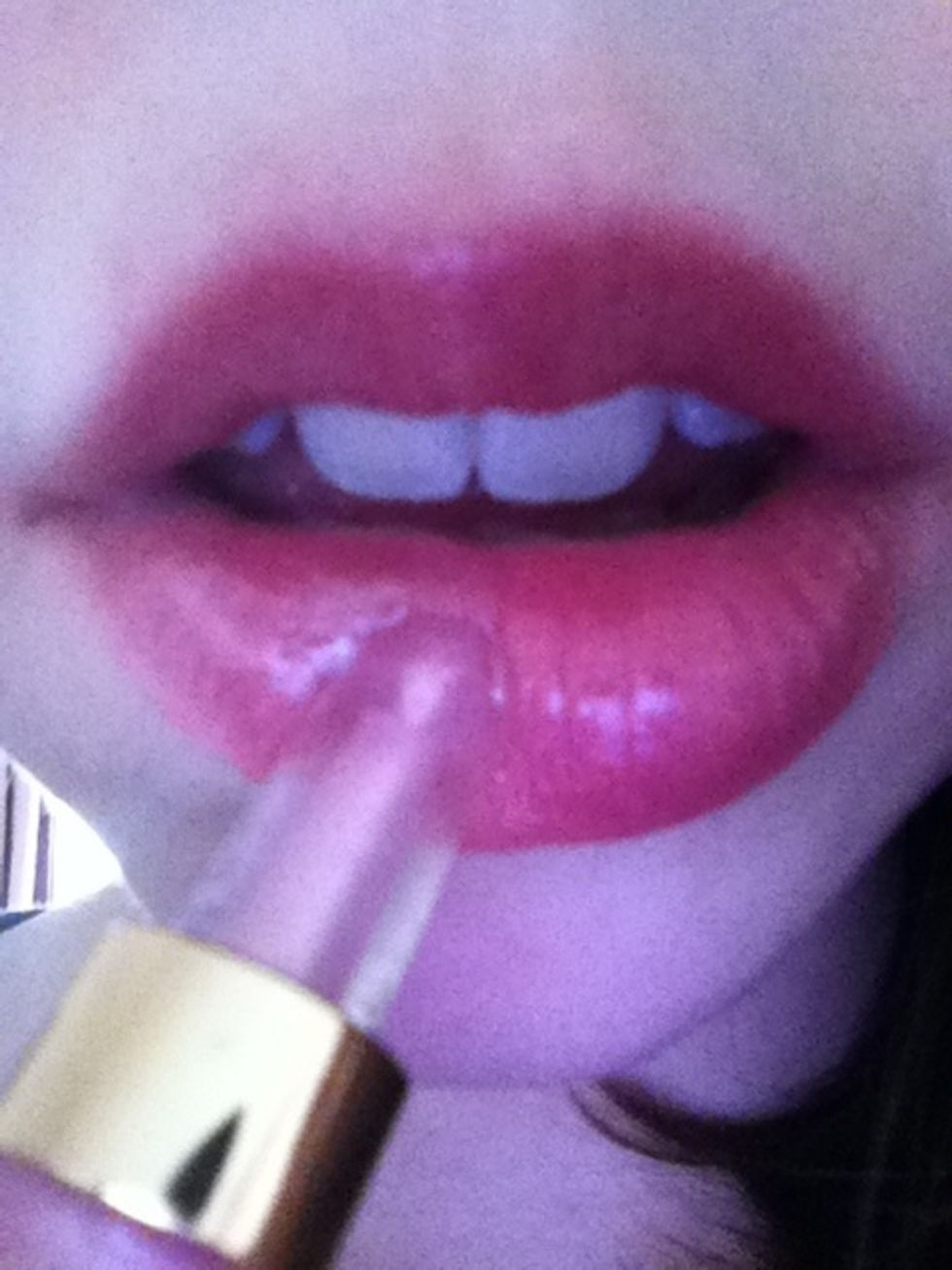 Add pale pink lipgloss to finish :)
