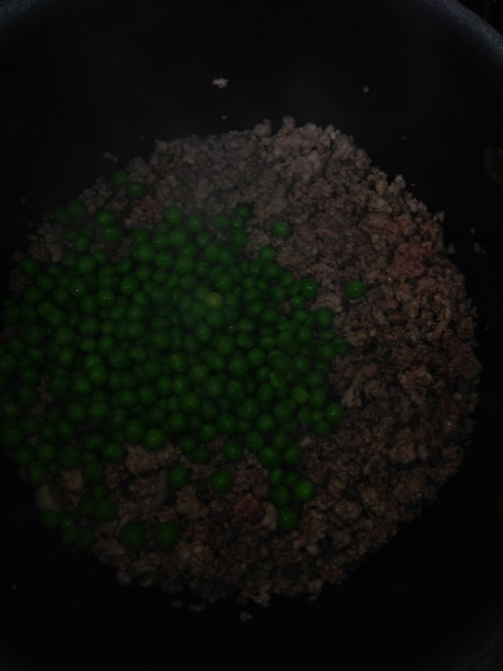 Add peas to mince