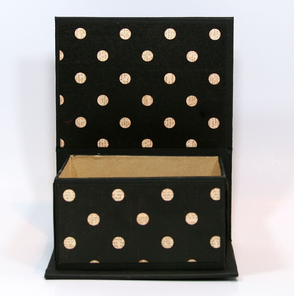 Add polka dot paper to top and sides.