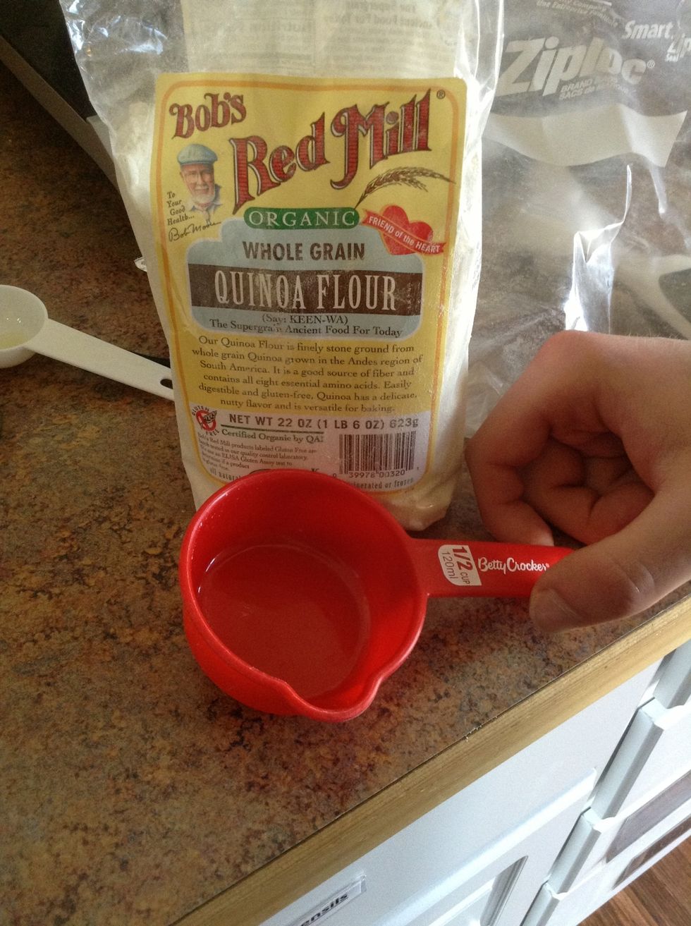 Add quinoa flour to saucepan