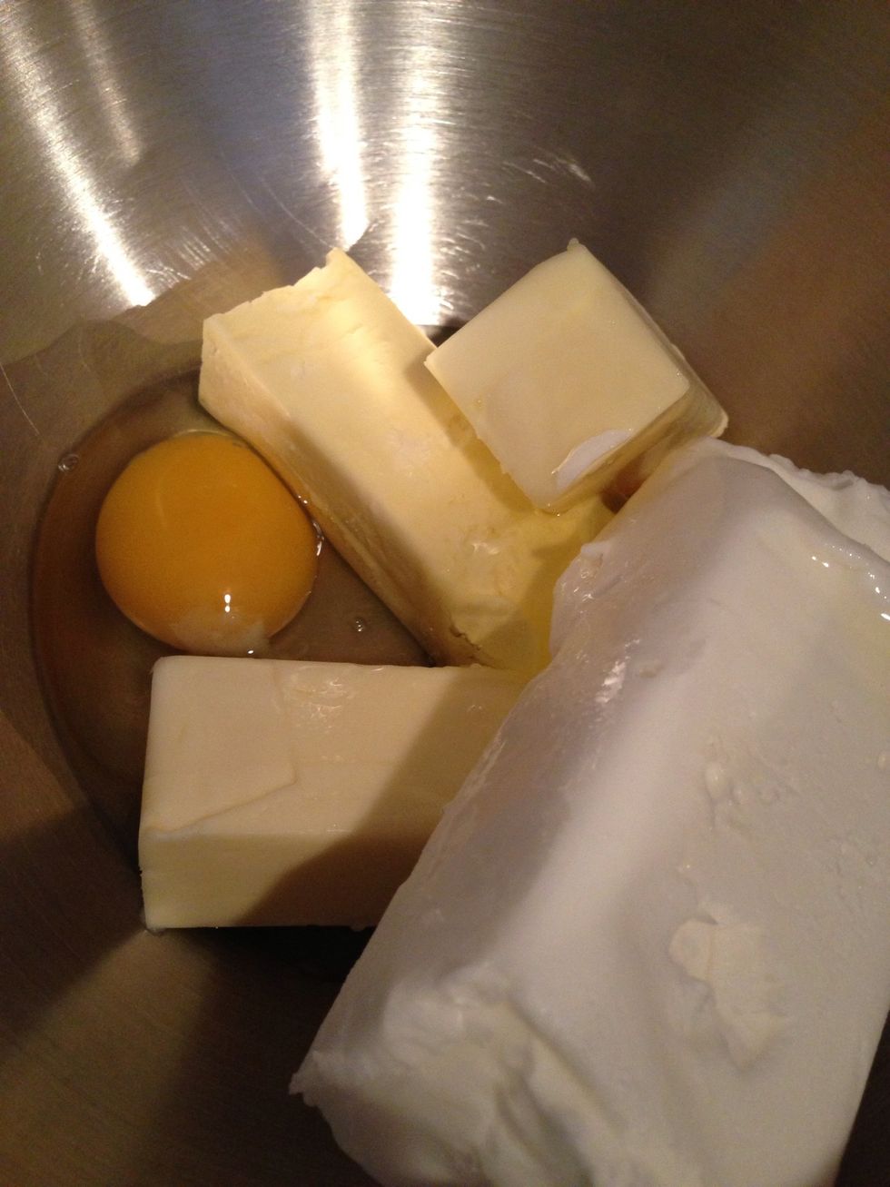 Add shortening and eggs to a bowl