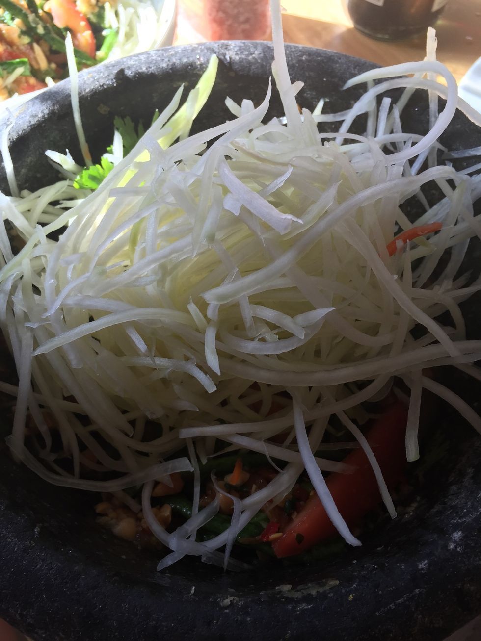 Add shredded papaya and mix everything.