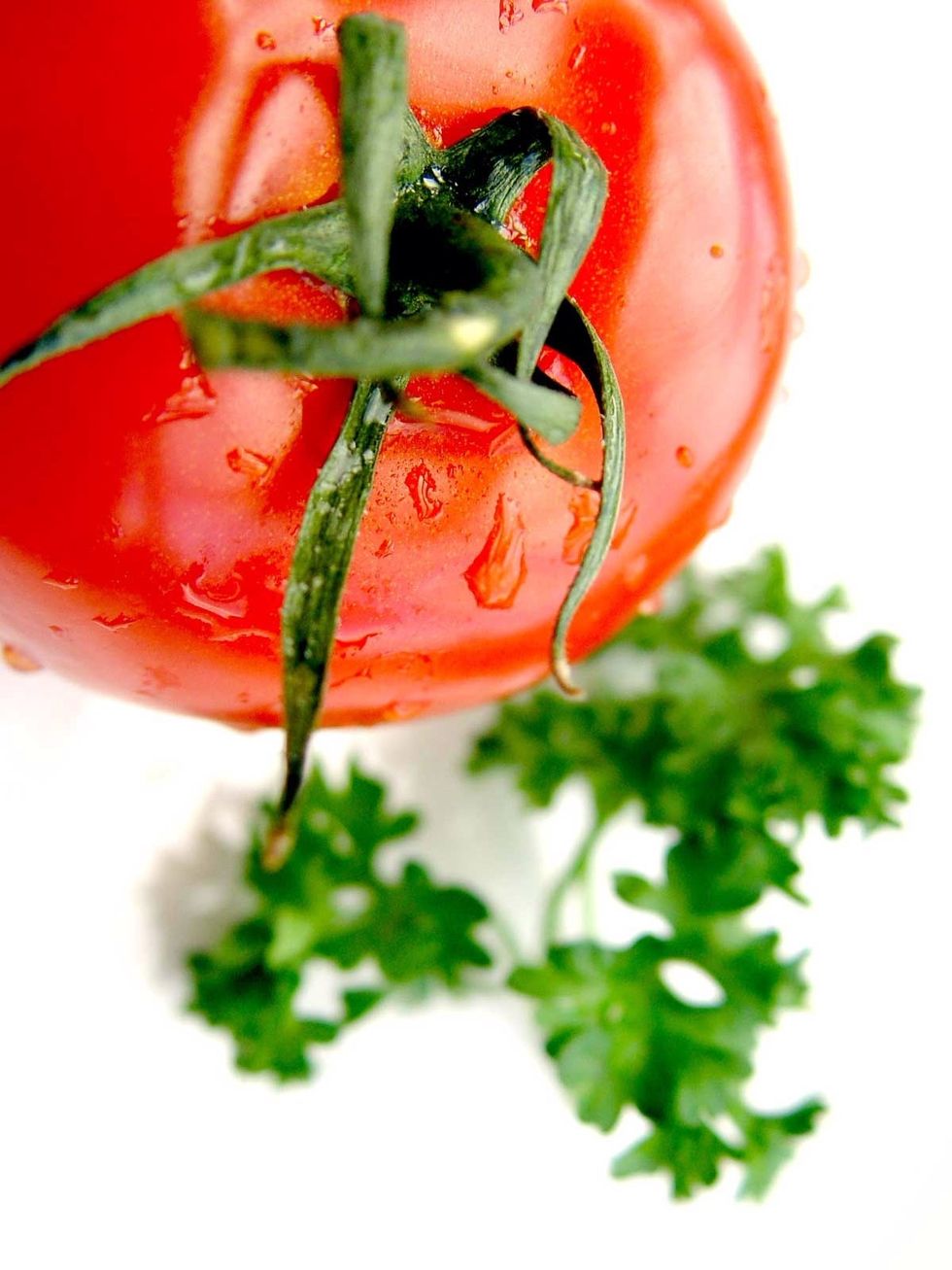 Add some fresh tomato cubes