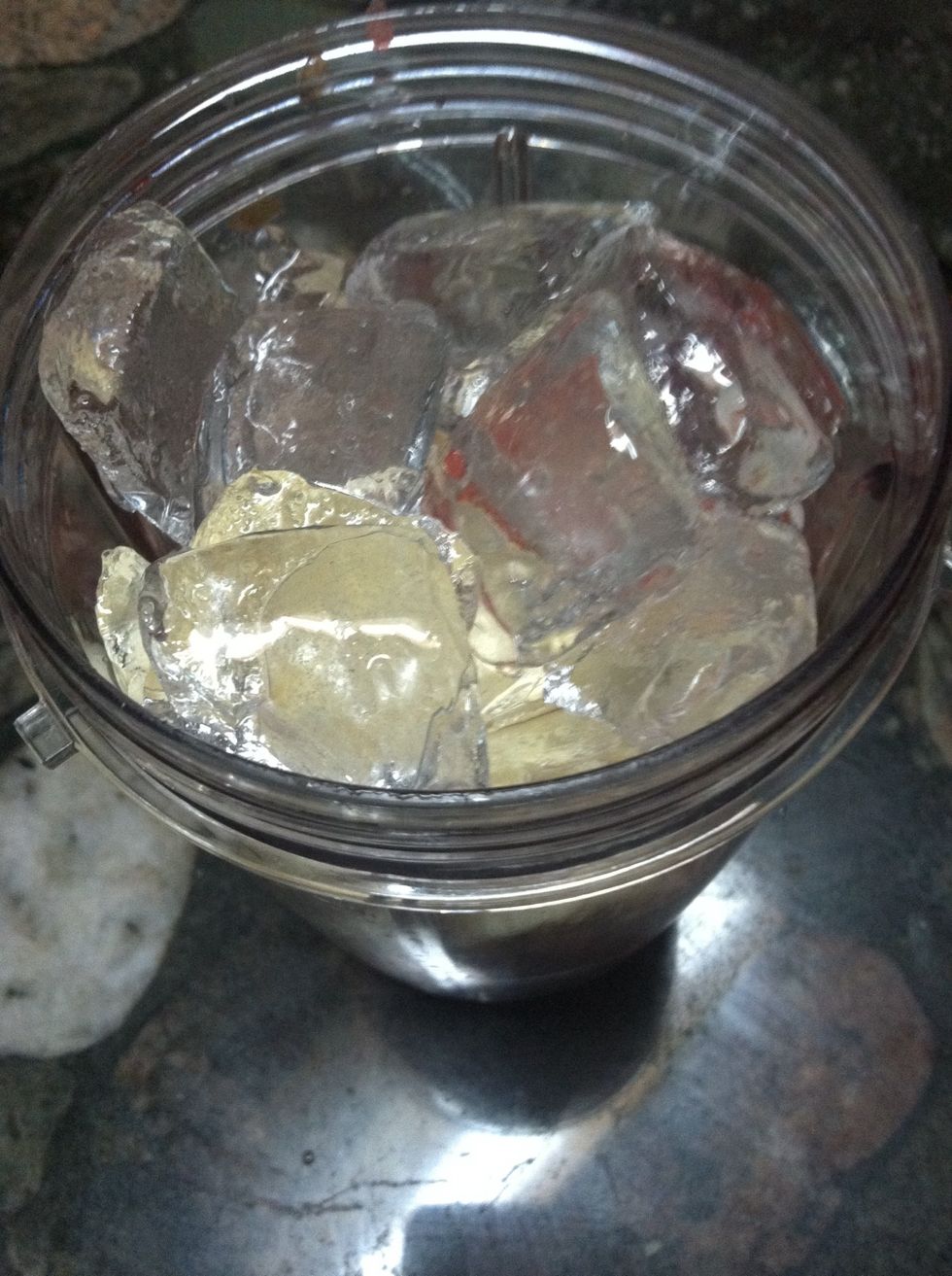 Add some ice so it will be cool and refreshing! \ud83d\ude0d