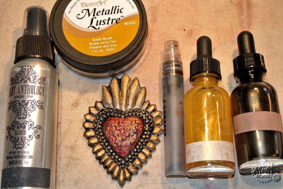 Add some metallic Lustre and colorations raider.