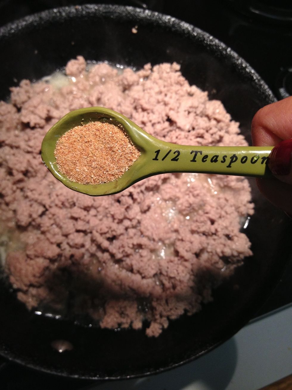Add some of the garlic powder