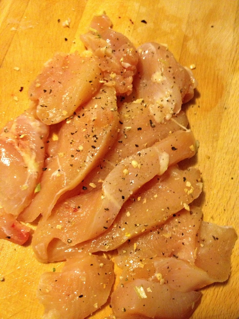 Add some pepper after cut chicken into small pieces.