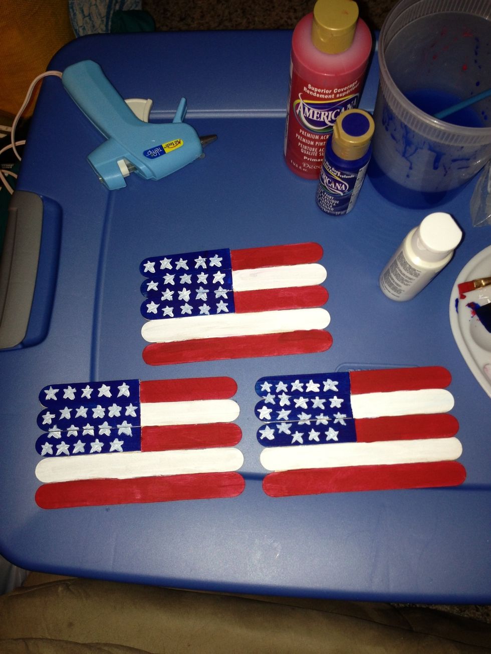 Add stars & done. Now let dry! I painted the stars, there's plenty of stickers out there you can use too.