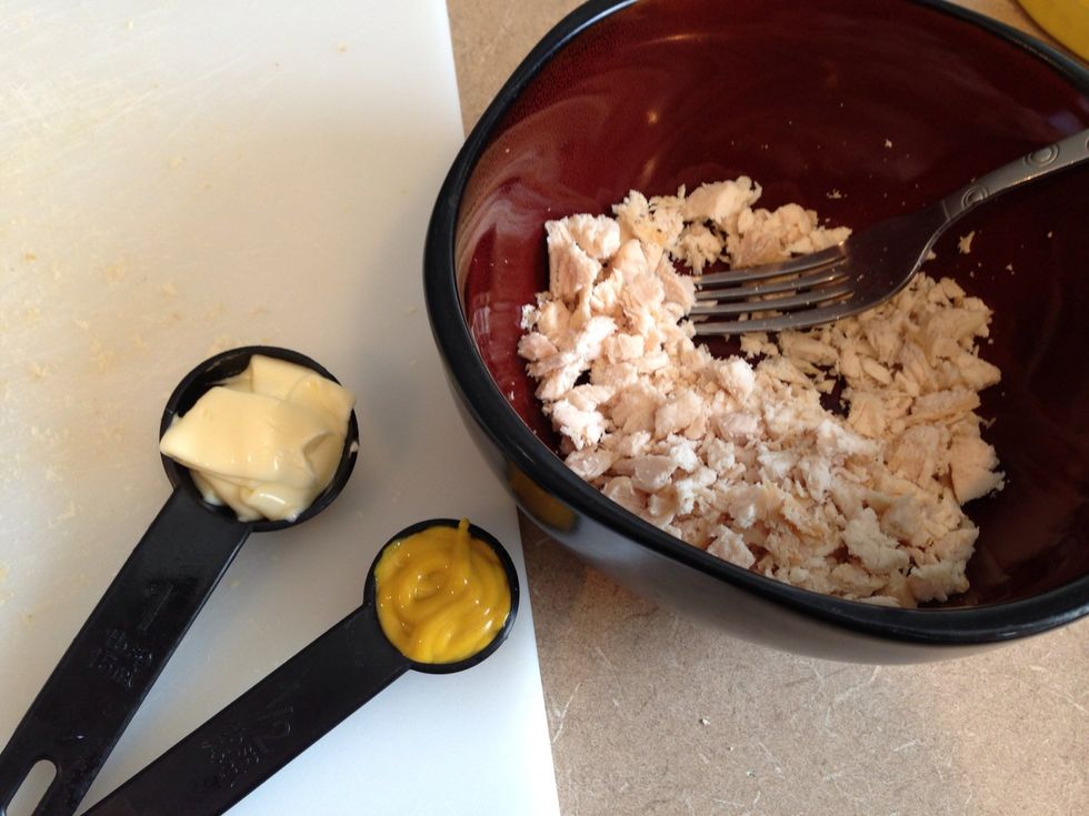 Add the 1tbsp of mayo and 1/2 tbsp of mustard.