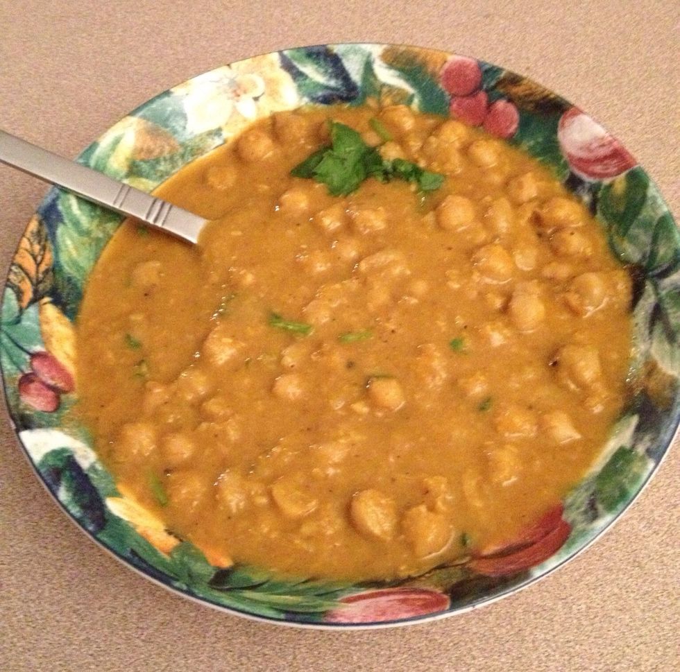 Add the additional ingredients of your choice (channa masala and dhanya pictured), and you're done.