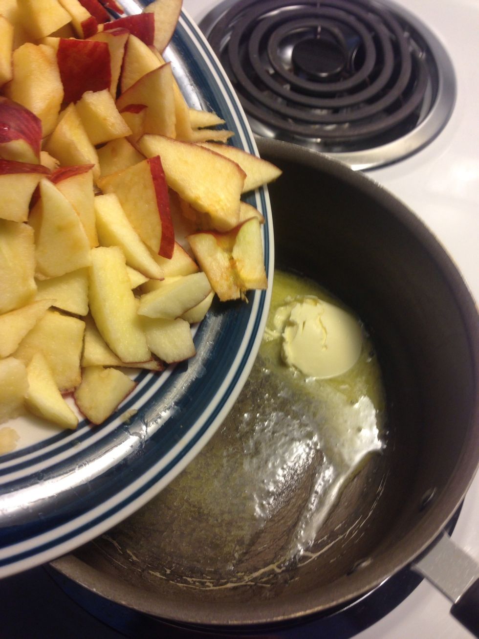 Add the apples when it starts melting