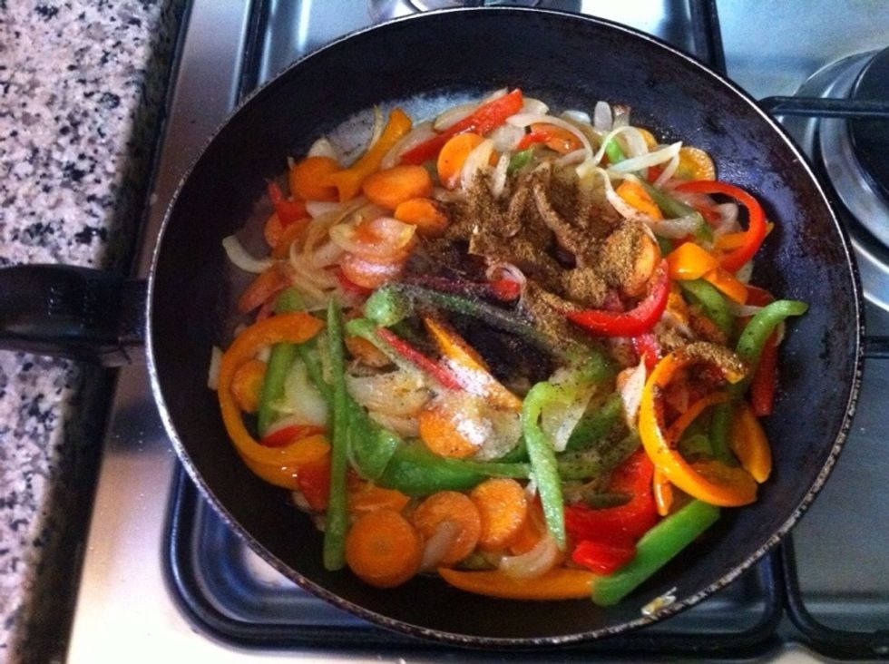 Add the baharat to make it tasty and a little of salt , don't forget also to add the chopped pepper