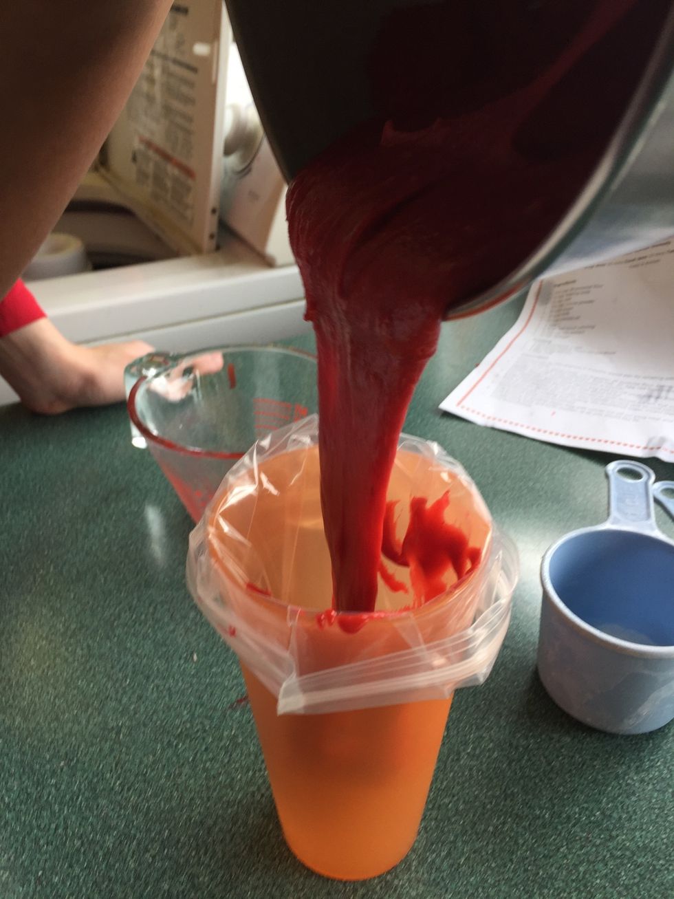 Add the batter into a ziploc bag, after that cut a the tip