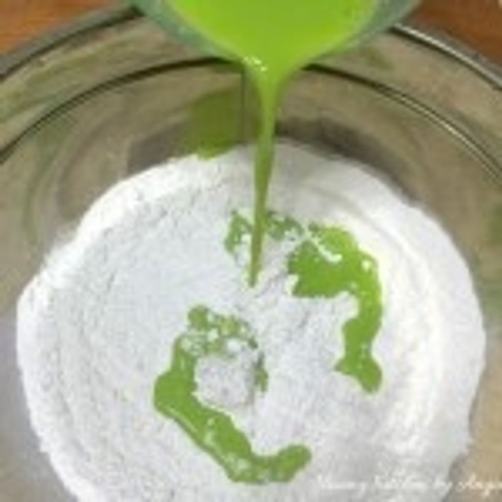 Add the blended fermented rice and the balance of the pandan water into the dry flour mixture and stir until well mixed.