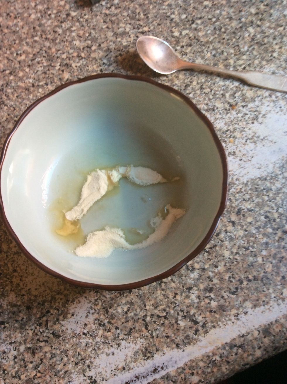 Add the boiling water and stir until gelatine has dissolved