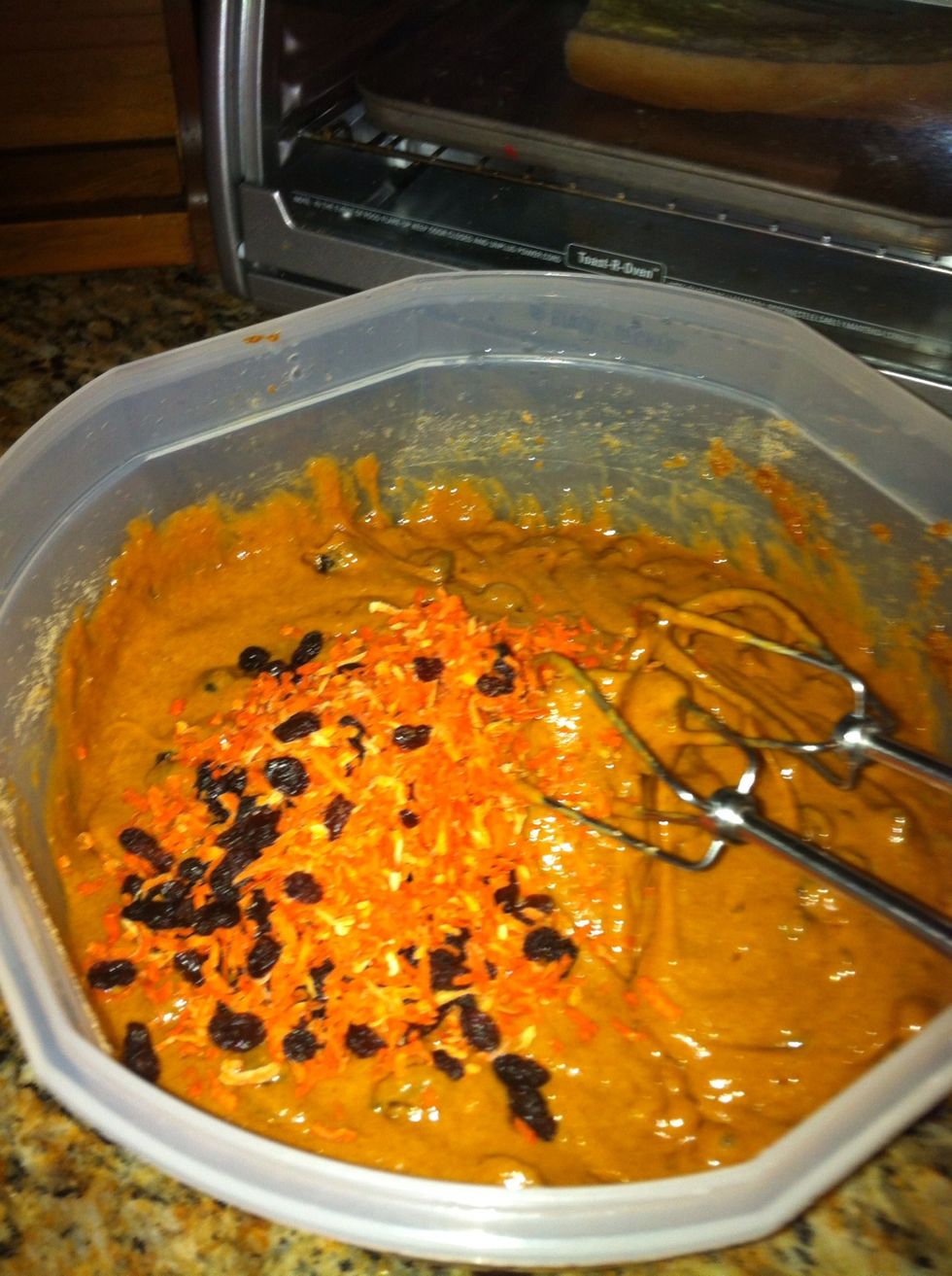 add the carrots from the bag in the box...