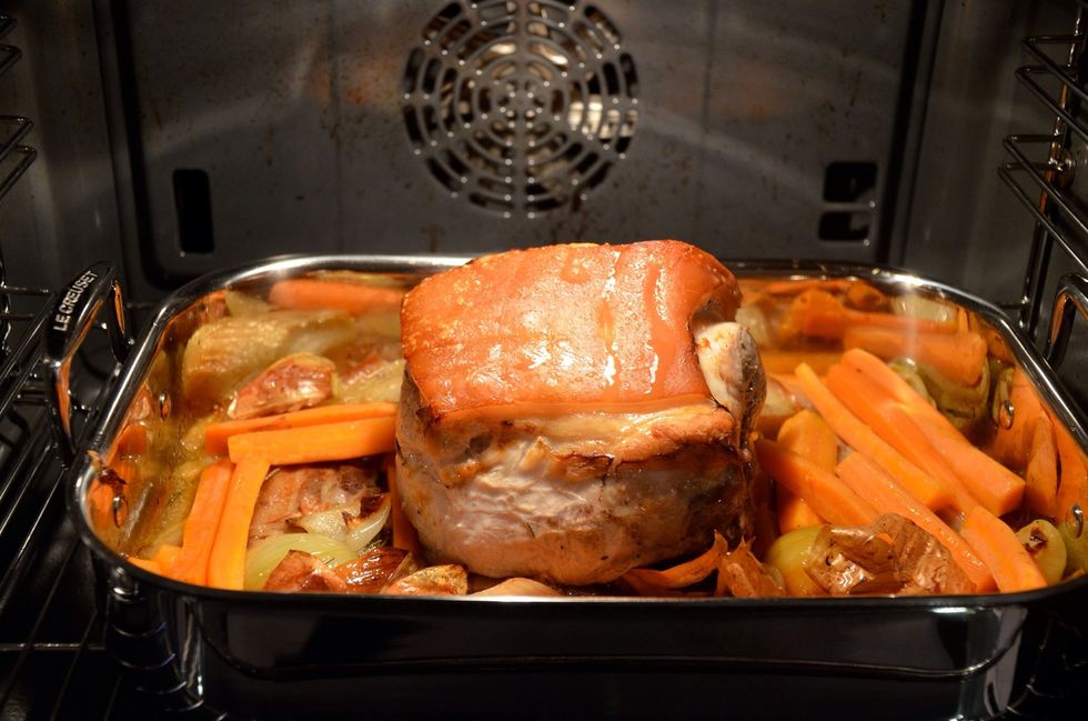 Add the carrots to the roasting pan and put it back in the oven for about another hour. The 1.5 kg took 1 hour and 15 minutes.