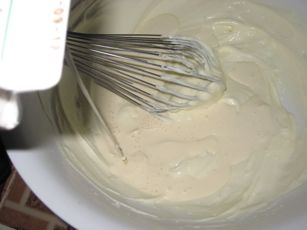 Add the cream and mix till fully mixed to a creamy spreadable consistency.