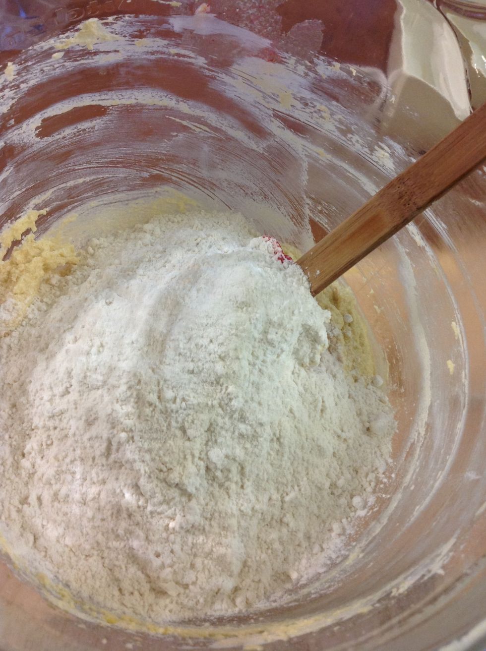 Add the flour, add a pitch of salt and baking powder. If you are adding some flavor, do it now, vanilla, chocolate, matcha tea, etc