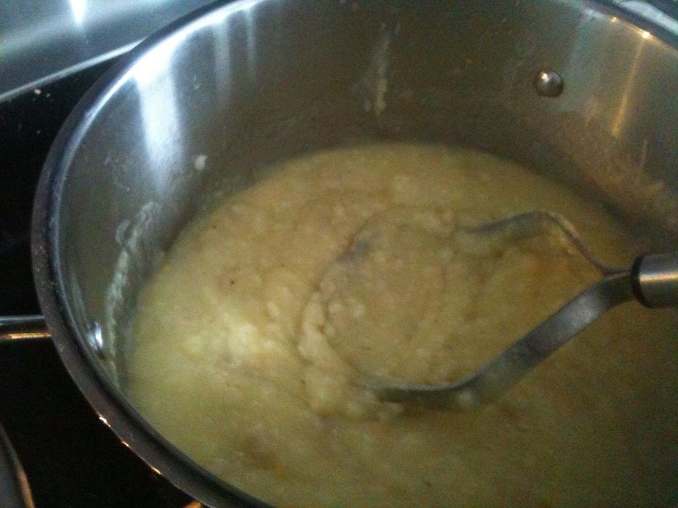 Add the flour-butter mixture to the mashed potatoes.