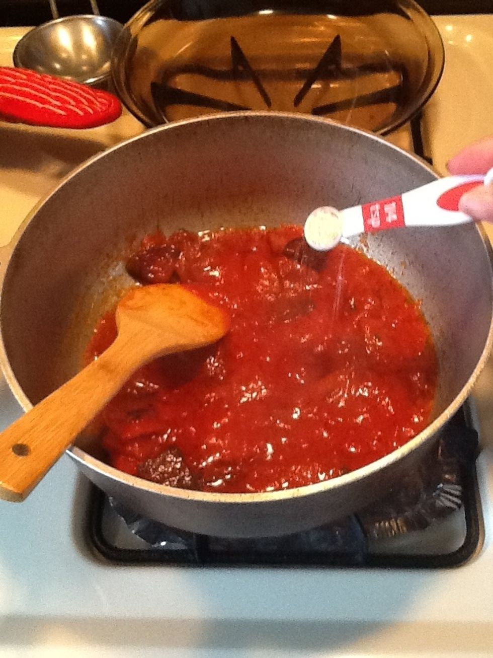 Add the garlic powder.