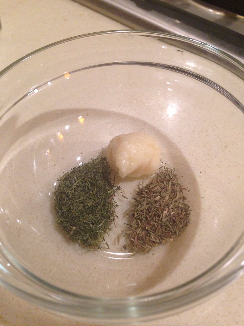 Add the garlic, thyme and dill weed. :). Oh yeah baby!  Give the herbs and garlic a chance to warm up to their new friends (2-3 minutes).