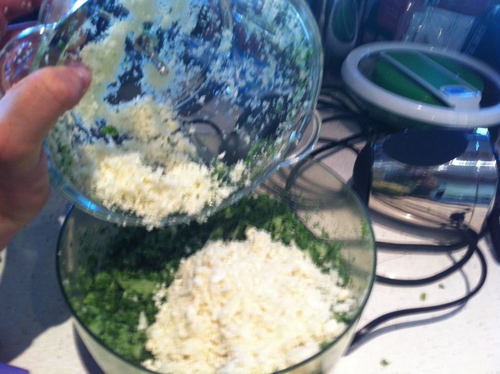 Add the ground cauliflower to the parsley mix.
