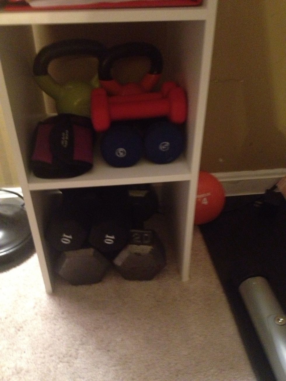 Add the heaviest weights to the bottom