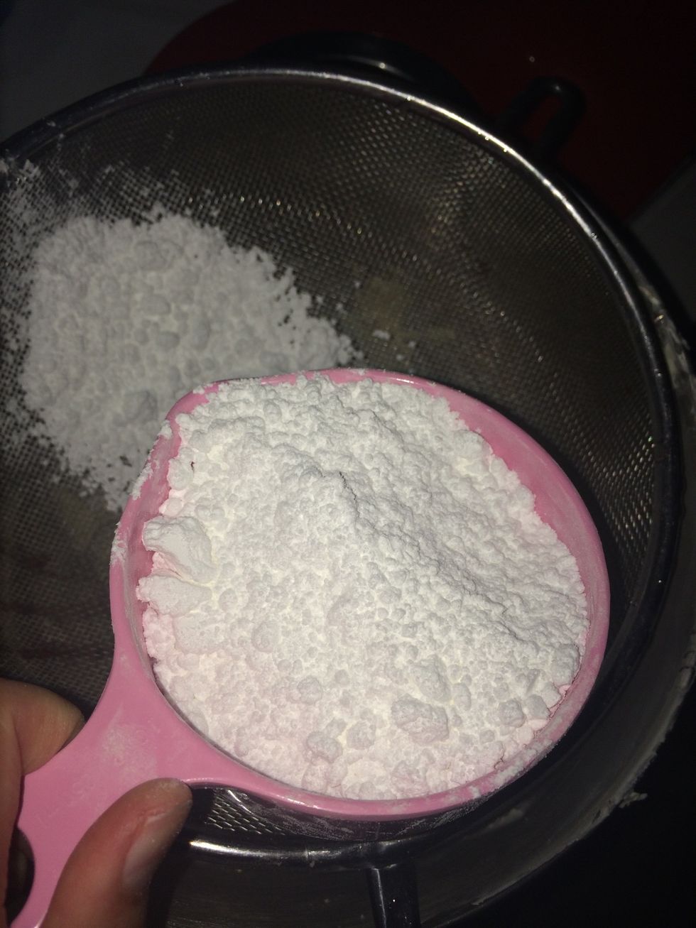 Add the icing sugar using a sieve to ensure no lumps