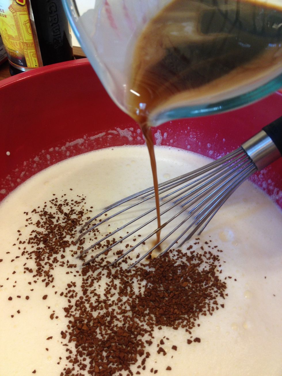 Add the Kahl\u00faa and stir everything up real good.