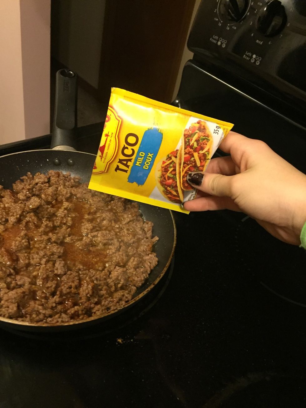 Add the mild taco seasoning.