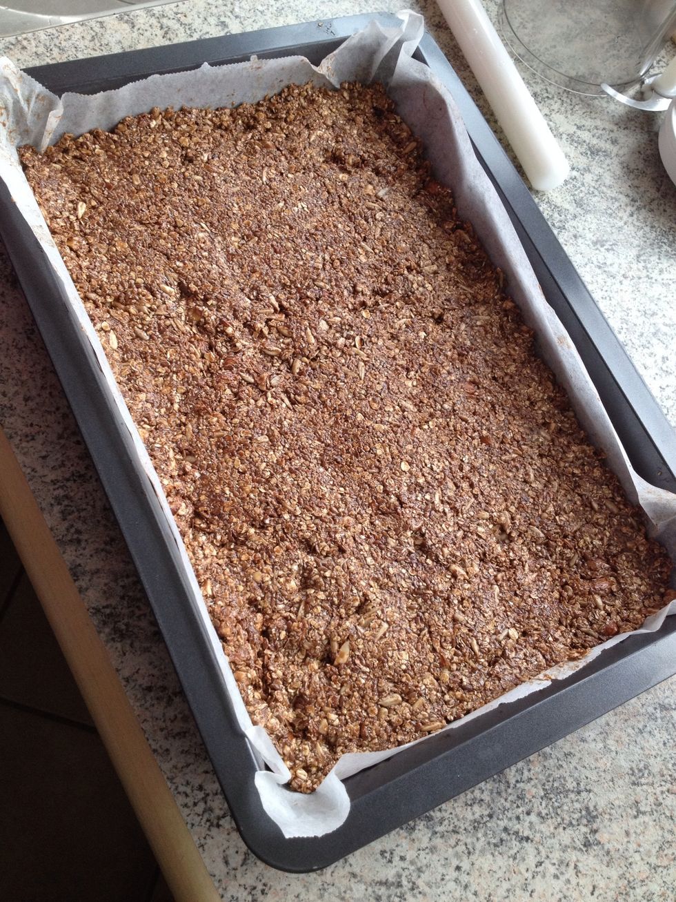 Add the mixture to the baking trey