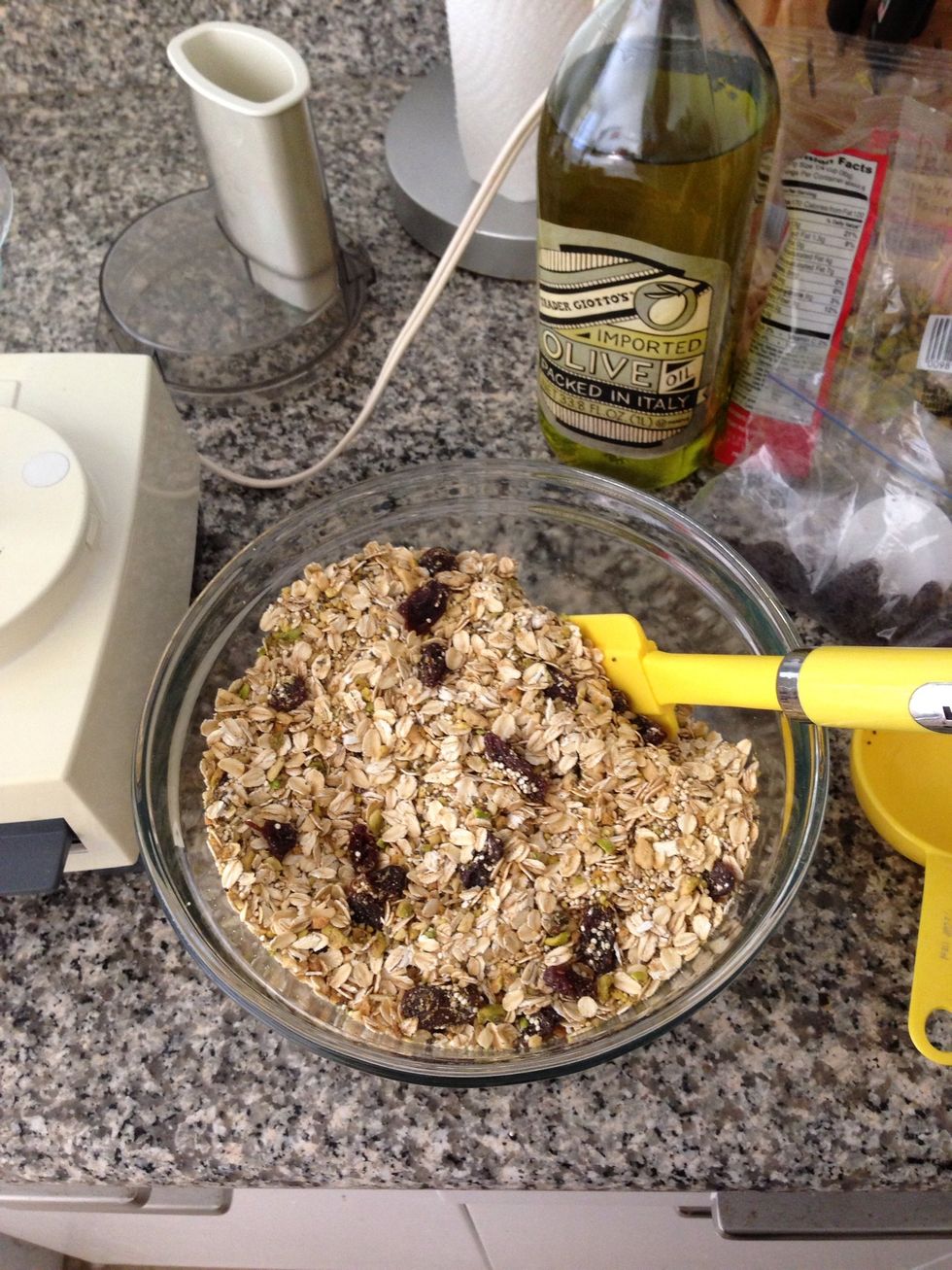 Add the nut mixture to the ingredients in the large bowl. Stir.