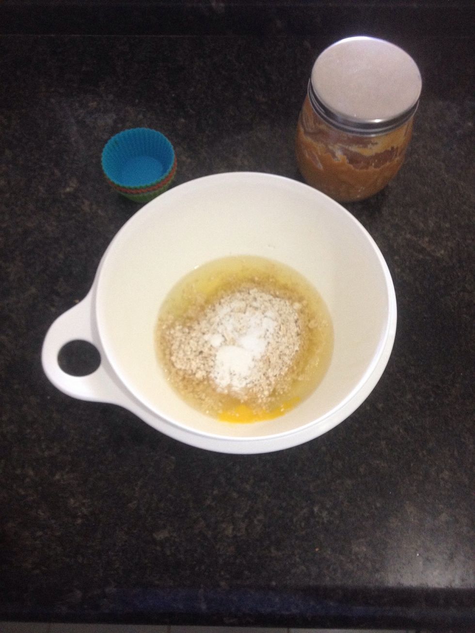 Add the oatmeal, sugar/sugar substitute to taste, pinch of salt, splash of vanilla extract (to taste) and baking powder.