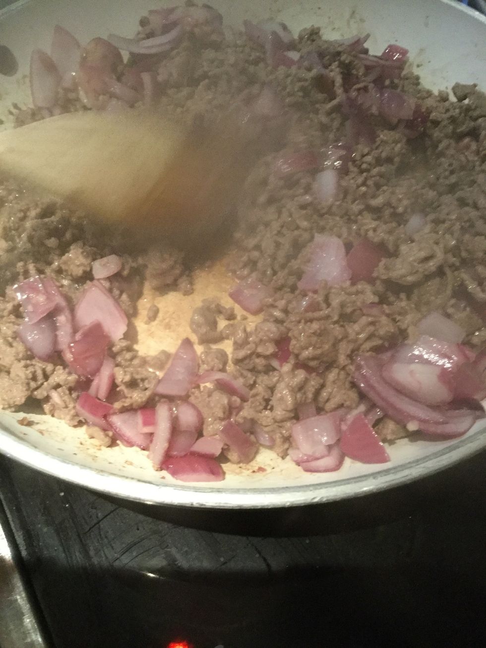 Add the onion to the mince