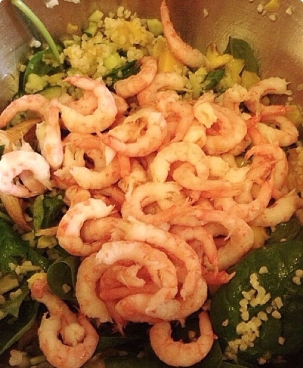 Add the prawns.
